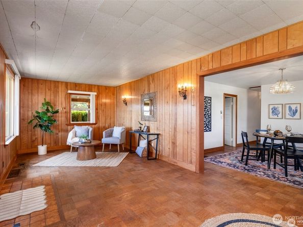 26005 Washington Boulevard NE, Kingston WA 98346