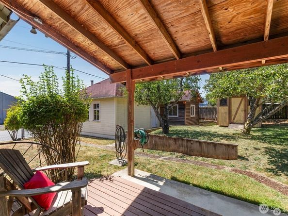 26005 Washington Boulevard NE, Kingston WA 98346