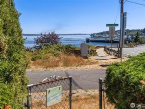 26005 Washington Boulevard NE, Kingston WA 98346