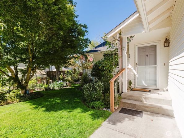 397 Donna Street, Port Orchard WA 98366