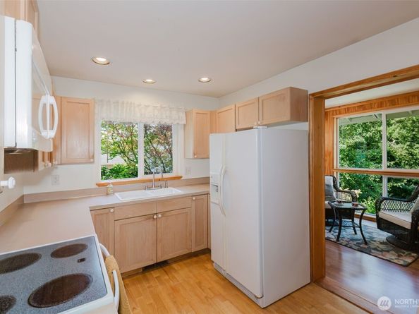 397 Donna Street, Port Orchard WA 98366