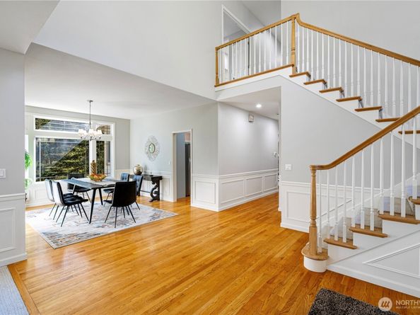 17955 SE 60th Street, Bellevue WA 98006