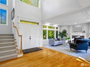 17955 SE 60th Street, Bellevue WA 98006