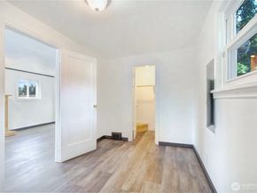 13443 7th Avenue S, Burien WA 98168