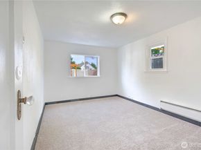 13443 7th Avenue S, Burien WA 98168
