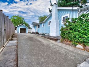 13443 7th Avenue S, Burien WA 98168