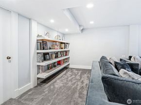 2617 32nd Avenue W, Seattle WA 98199