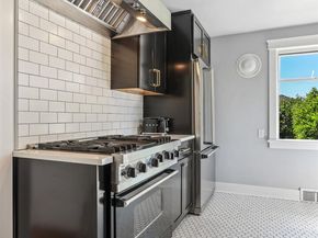 2617 32nd Avenue W, Seattle WA 98199