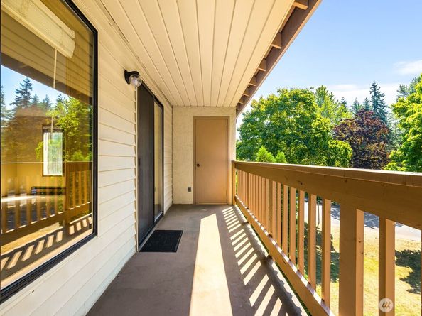 17425 119th Lane SE D30, Renton WA 98058