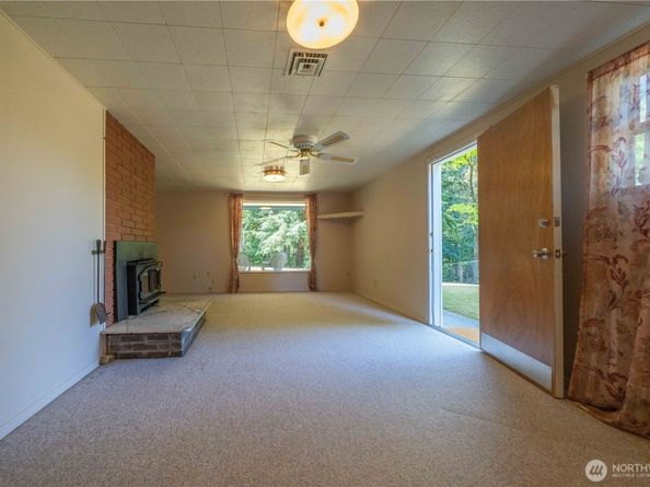 16009 81st Place NE, Kenmore WA 98028