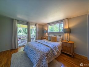 16009 81st Place NE, Kenmore WA 98028