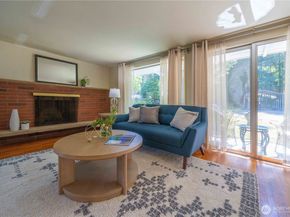 16009 81st Place NE, Kenmore WA 98028