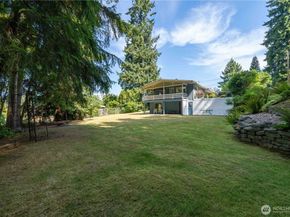 16009 81st Place NE, Kenmore WA 98028