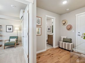 1322 194th Street SE E2, Bothell WA 98012