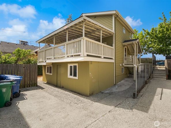 6638 Corson Avenue S, Seattle WA 98108