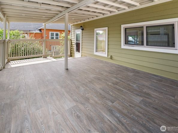 6638 Corson Avenue S, Seattle WA 98108