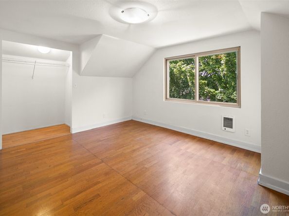 6638 Corson Avenue S, Seattle WA 98108
