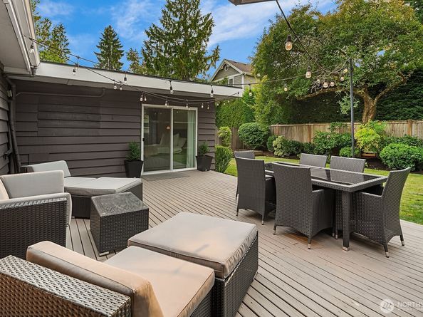 1413 100th Avenue NE, Bellevue WA 98004