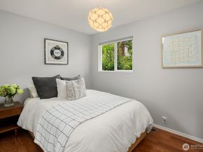 1413 100th Avenue NE, Bellevue WA 98004