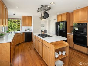 14933 73rd Avenue NE, Kenmore WA 98028