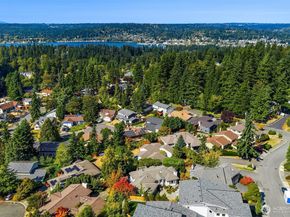 14933 73rd Avenue NE, Kenmore WA 98028