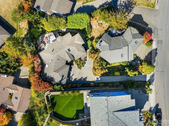14933 73rd Avenue NE, Kenmore WA 98028