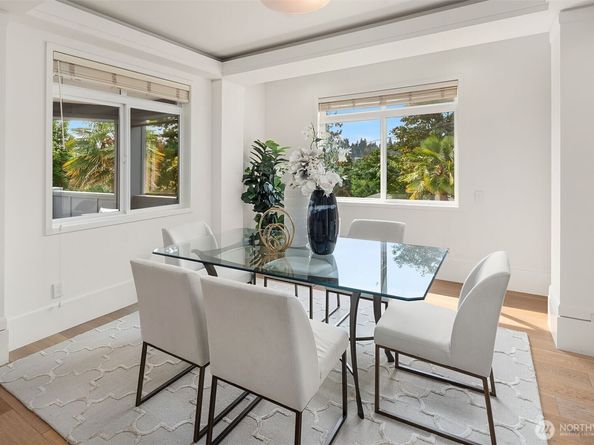 2246 81st Avenue SE, Mercer Island WA 98040