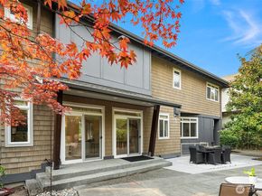 2246 81st Avenue SE, Mercer Island WA 98040
