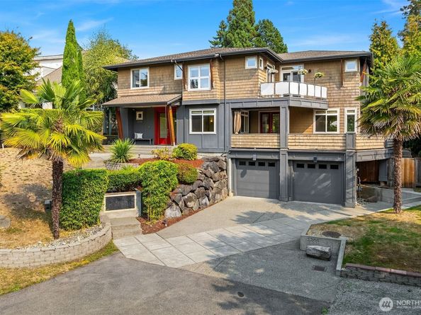 2246 81st Avenue SE, Mercer Island WA 98040