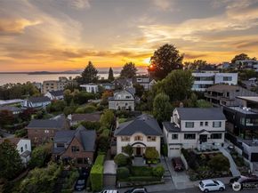 1015 5th Avenue W, Seattle WA 98119