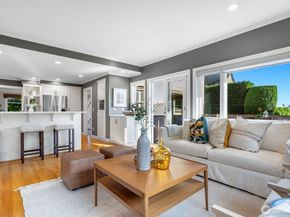 1015 5th Avenue W, Seattle WA 98119