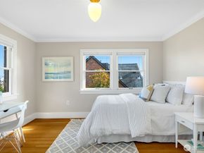 1015 5th Avenue W, Seattle WA 98119