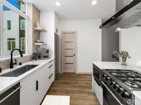 7558 43rd Avenue S, Seattle WA 98118