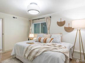 1514 9th Avenue N, Edmonds WA 98020