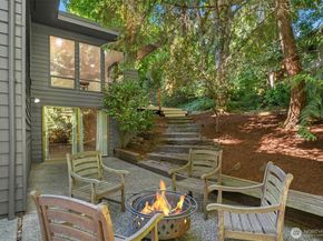 6920 94th Avenue SE, Mercer Island WA 98040
