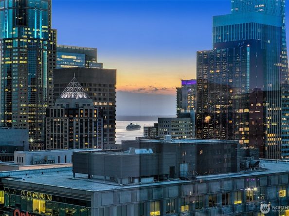 800 Columbia Street 1801, Seattle WA 98104
