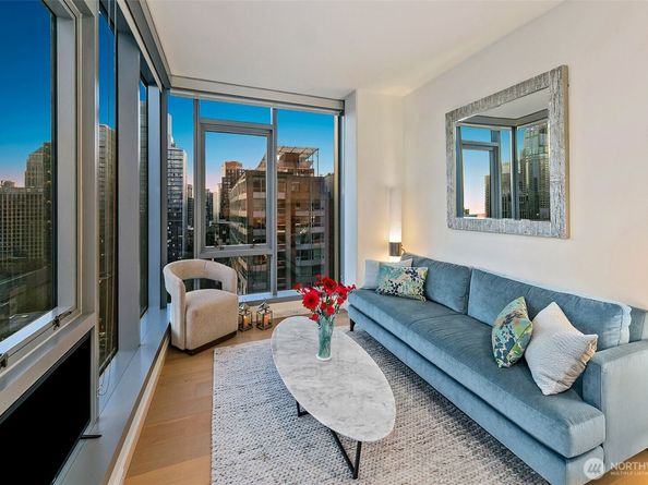800 Columbia Street 1801, Seattle WA 98104
