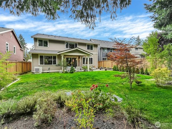 502 S 187th Lane, Burien WA 98148