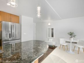 511 100th Avenue NE 111, Bellevue WA 98004