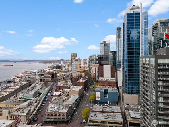 1415 2nd Avenue 1607, Seattle WA 98101