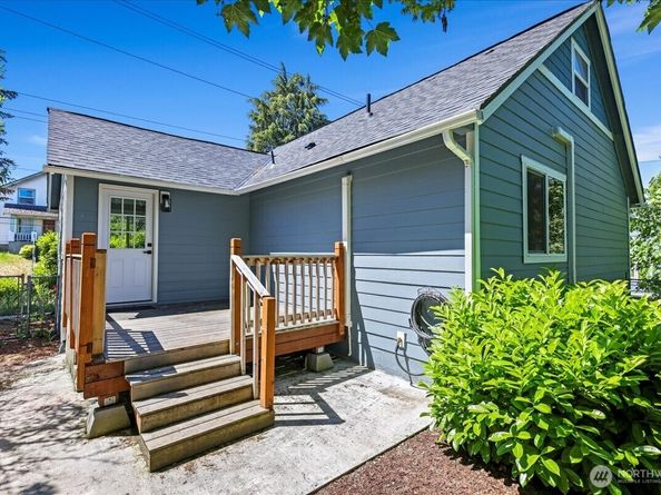 821 15th Street, Bremerton WA 98337