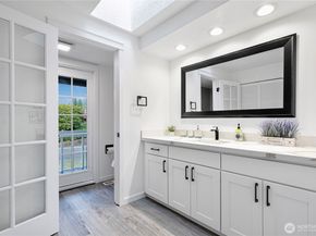 16942 150th Avenue SE, Renton WA 98058