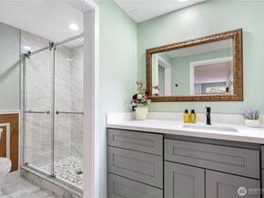 16942 150th Avenue SE, Renton WA 98058