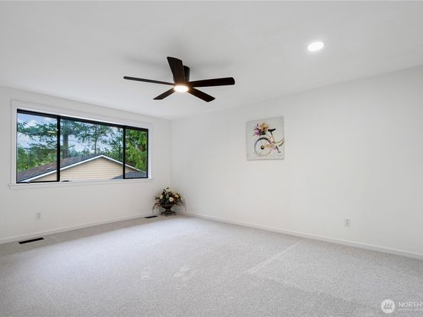 16942 150th Avenue SE, Renton WA 98058