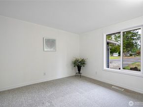16942 150th Avenue SE, Renton WA 98058
