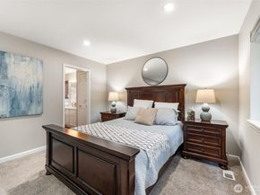 909 Pike St NW, Auburn WA 98001