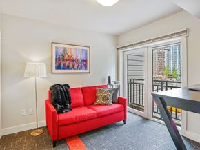 699 John Street 513, Seattle WA 98109