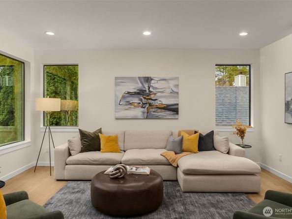 3633 NE 120th Street, Seattle WA 98125