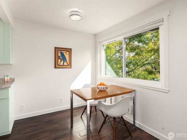 8701 35th Avenue NE 9, Seattle WA 98115