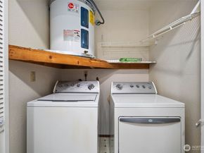 14606 NE 51st Street C7, Bellevue WA 98007